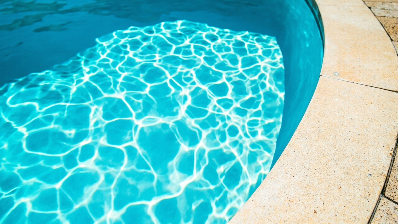 Free Chlorine in Pool Water: What It Is, Ideal Levels, and How to Raise or Lower It